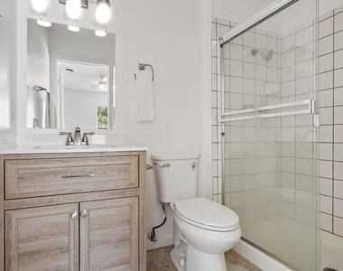 10625 Amantha Ave - Photo Thumbnail 18