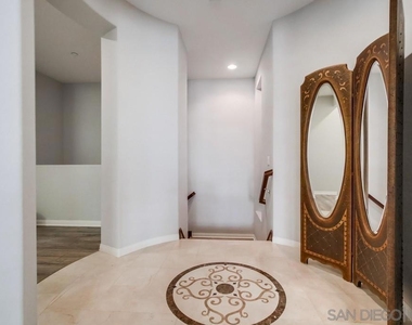 9240 Piantino Way - Photo Thumbnail 14