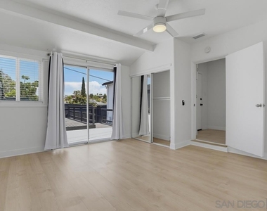 5738 Meade Ave - Photo Thumbnail 12