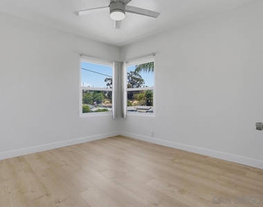 5738 Meade Ave - Photo Thumbnail 10