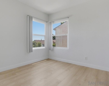 5738 Meade Ave - Photo Thumbnail 7