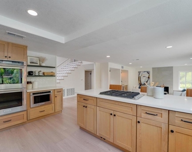 3302 Vista Rocosa - Photo Thumbnail 27