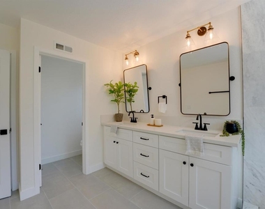 3302 Vista Rocosa - Photo Thumbnail 68