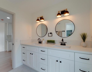 3302 Vista Rocosa - Photo Thumbnail 55