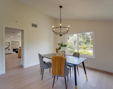 3302 Vista Rocosa - Photo Thumbnail 13