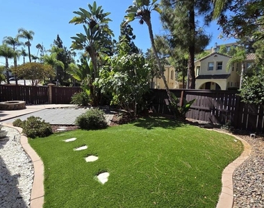 907 Mira Lago Way - Photo Thumbnail 7