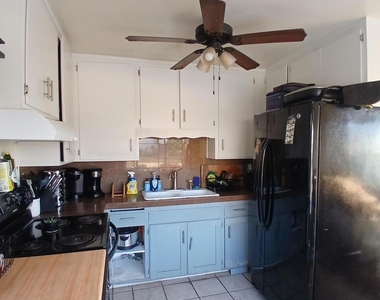 1641 Sunset Cliffs Blvd - Photo Thumbnail 14