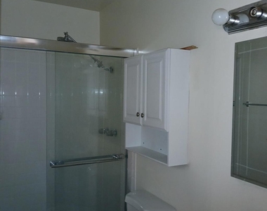 1641 Sunset Cliffs Blvd - Photo Thumbnail 18