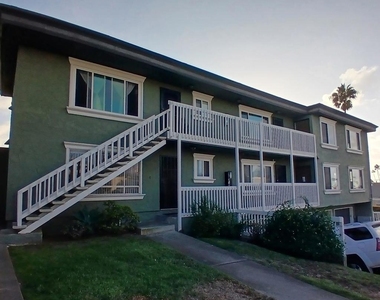 1641 Sunset Cliffs Blvd - Photo Thumbnail 16