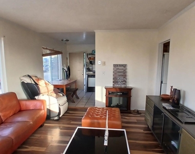 1641 Sunset Cliffs Blvd - Photo Thumbnail 12