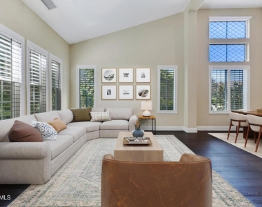 406 Granite Hills Street - Photo Thumbnail 9