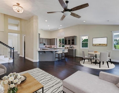 406 Granite Hills Street - Photo Thumbnail 26
