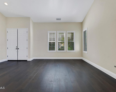 406 Granite Hills Street - Photo Thumbnail 6