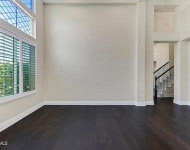 406 Granite Hills Street - Photo Thumbnail 10