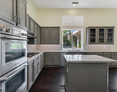 406 Granite Hills Street - Photo Thumbnail 18