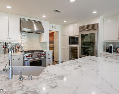 2491 Swanfield Court - Photo Thumbnail 13