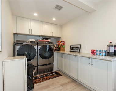 60 Alhambra Road - Photo Thumbnail 23