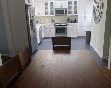 607 Lincoln Boulevard - Photo Thumbnail 20