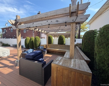 607 Lincoln Boulevard - Photo Thumbnail 9