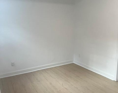 12 Edna Ln - Photo Thumbnail 6
