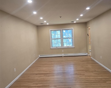 60 Highview Road - Photo Thumbnail 3