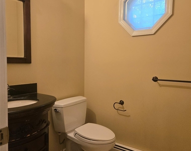 60 Highview Road - Photo Thumbnail 8