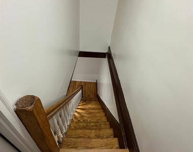 31 Benkard Avenue - Photo Thumbnail 8