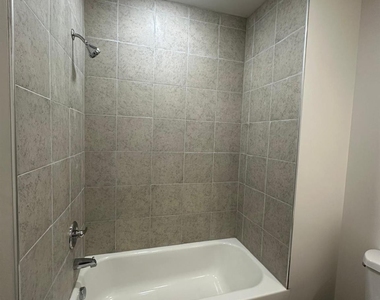 31 Benkard Avenue - Photo Thumbnail 11
