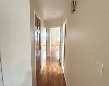 83-58 265th Street - Photo Thumbnail 5