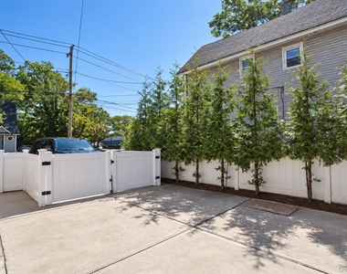 45 Lynbrook Avenue - Photo Thumbnail 19