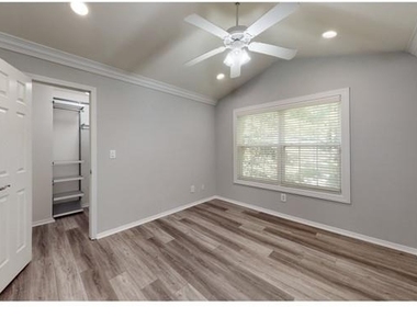 20 Overlook Drive - Photo Thumbnail 3