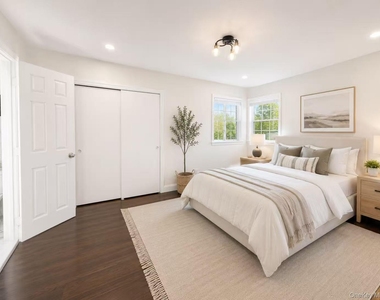 18 E Park Drive - Photo Thumbnail 7