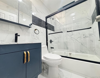 18 E Park Drive - Photo Thumbnail 10