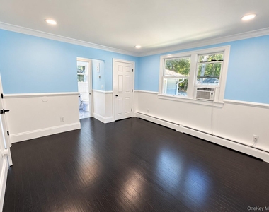 305 Smithtown Boulevard - Photo Thumbnail 8
