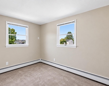 12 Cable Lane - Photo Thumbnail 10