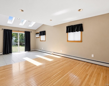 12 Cable Lane - Photo Thumbnail 5