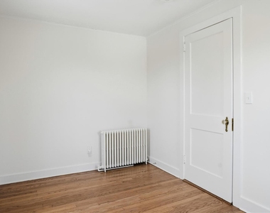 12 Summit Boulevard - Photo Thumbnail 14