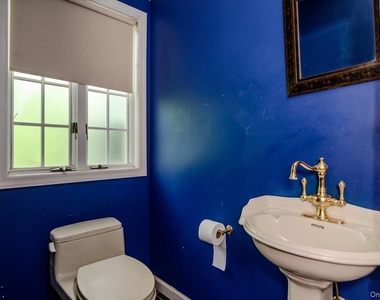 928 Northfield Road - Photo Thumbnail 12