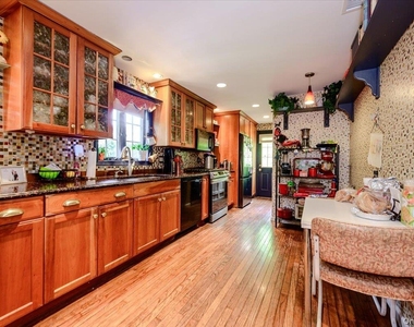 928 Northfield Road - Photo Thumbnail 10
