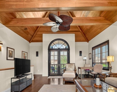81 Montgomery Boulevard - Photo Thumbnail 17