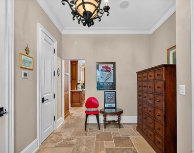 81 Montgomery Boulevard - Photo Thumbnail 27