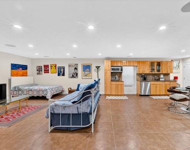 81 Montgomery Boulevard - Photo Thumbnail 31