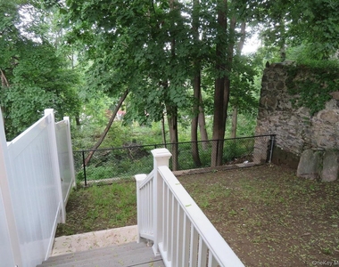47 Gibson Place - Photo Thumbnail 17