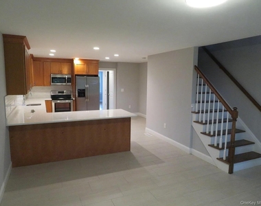 47 Gibson Place - Photo Thumbnail 9
