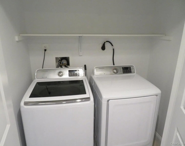 47 Gibson Place - Photo Thumbnail 16