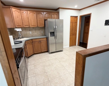 53 Longworth Avenue - Photo Thumbnail 2