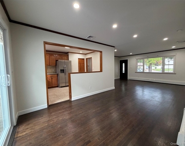 53 Longworth Avenue - Photo Thumbnail 1