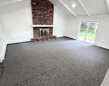 53 Longworth Avenue - Photo Thumbnail 10