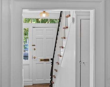138 Main Street - Photo Thumbnail 7
