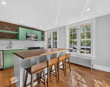 138 Main Street - Photo Thumbnail 11